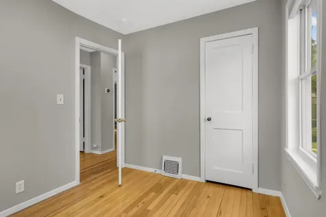 2704 Georgia Avenue S Saint Louis Park MN 55426