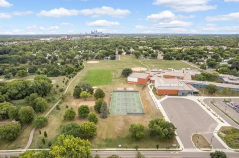 2704 Georgia Avenue S Saint Louis Park MN 55426
