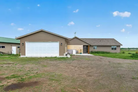 7725 Dolphin Road Princeton MN 55371