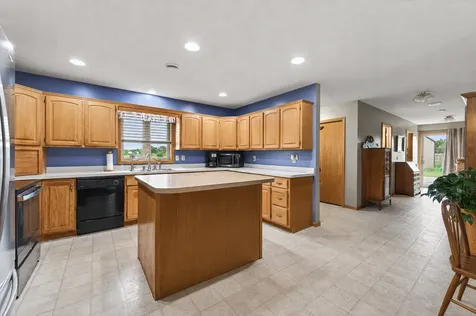 7725 Dolphin Road Princeton MN 55371