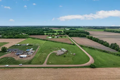 7725 Dolphin Road Princeton MN 55371
