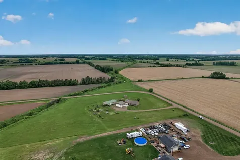 7725 Dolphin Road Princeton MN 55371
