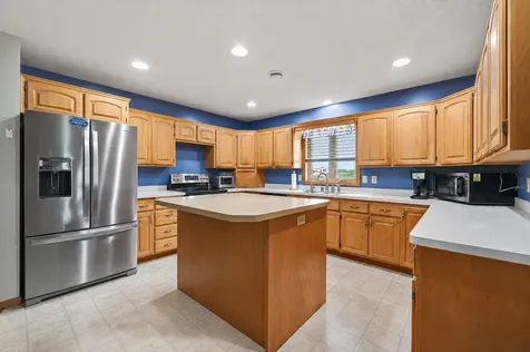 7725 Dolphin Road Princeton MN 55371