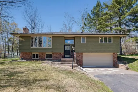 1501 Woodbury Lane Duluth MN 55803