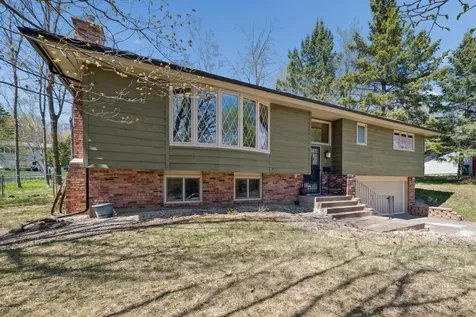 1501 Woodbury Lane Duluth MN 55803