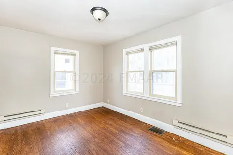 1454 10th Street N Fargo ND 58102
