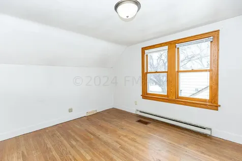1454 10th Street N Fargo ND 58102