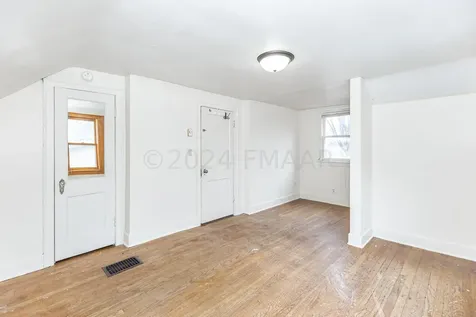 1454 10th Street N Fargo ND 58102