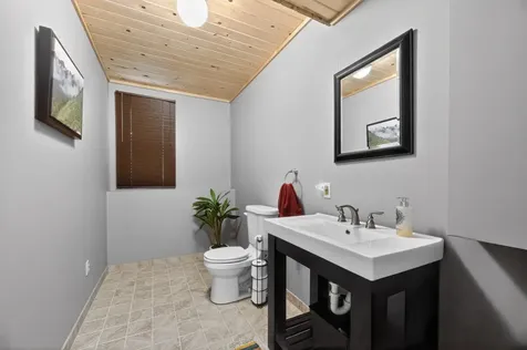 7191 Frontier Trail Chanhassen MN 55317