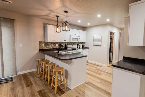 1156 42nd Avenue W West Fargo ND 58078
