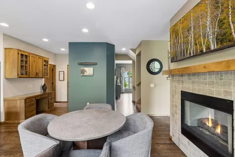 3362 Charleston Drive Woodbury MN 55129