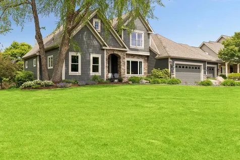 3362 Charleston Drive Woodbury MN 55129