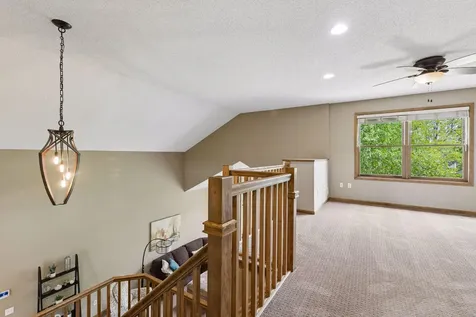 3362 Charleston Drive Woodbury MN 55129