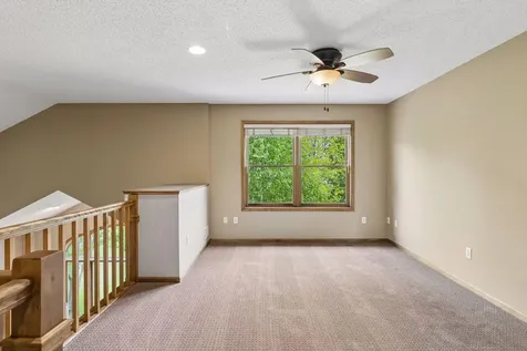 3362 Charleston Drive Woodbury MN 55129
