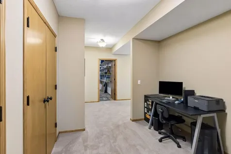 3362 Charleston Drive Woodbury MN 55129