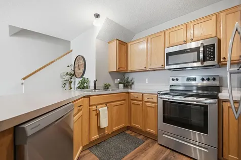 8630 Quarry Ridge Lane Woodbury MN 55125
