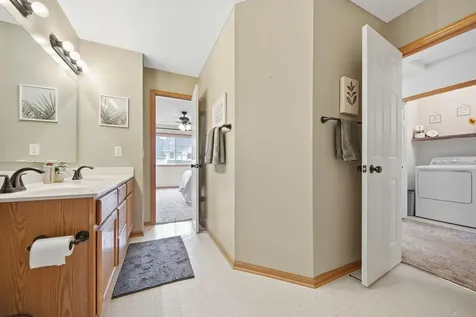8630 Quarry Ridge Lane Woodbury MN 55125