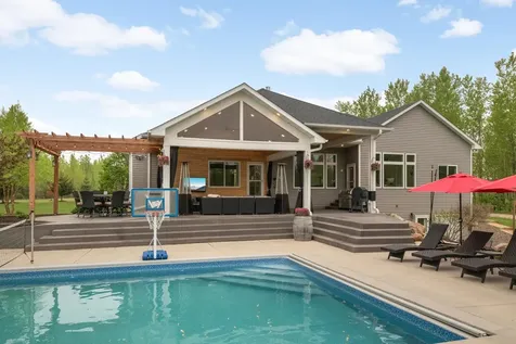 8662 240th Street E Lakeville MN 55044