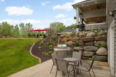 8662 240th Street E Lakeville MN 55044