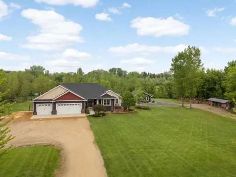 8662 240th Street E Lakeville MN 55044
