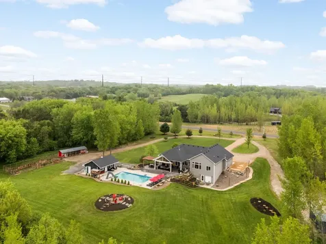 8662 240th Street E Lakeville MN 55044