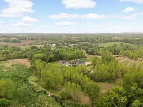 8662 240th Street E Lakeville MN 55044