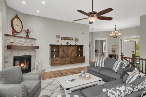 8662 240th Street E Lakeville MN 55044