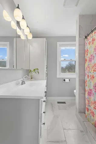 4440 Hamline Avenue N Arden Hills MN 55112
