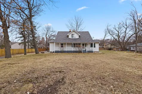 4440 Hamline Avenue N Arden Hills MN 55112