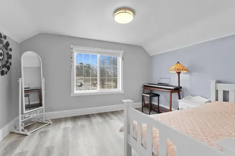 4440 Hamline Avenue N Arden Hills MN 55112