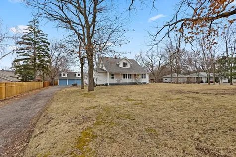 4440 Hamline Avenue N Arden Hills MN 55112