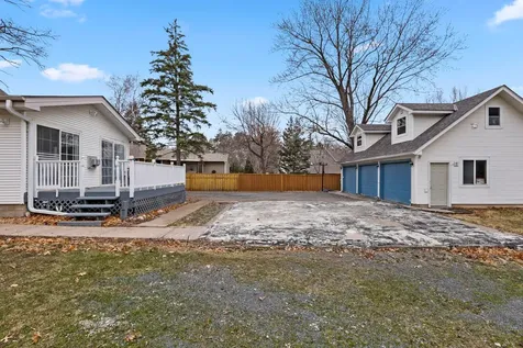 4440 Hamline Avenue N Arden Hills MN 55112