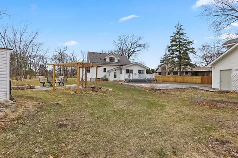 4440 Hamline Avenue N Arden Hills MN 55112