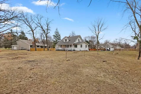 4440 Hamline Avenue N Arden Hills MN 55112
