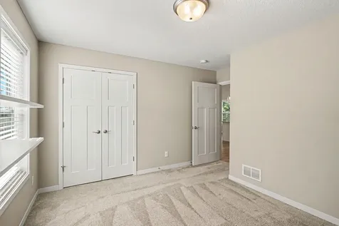 2753 Ridgeview Lane Red Wing MN 55066
