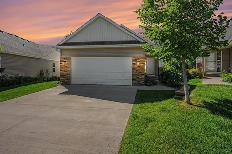 2753 Ridgeview Lane Red Wing MN 55066