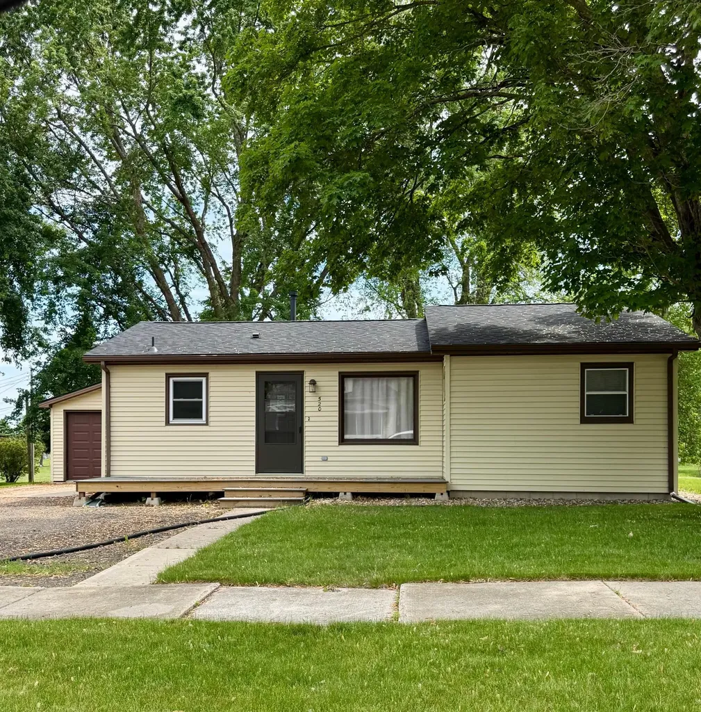 520 13th Street Howard Lake MN 55349