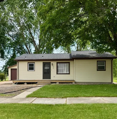 520 13th Street Howard Lake MN 55349