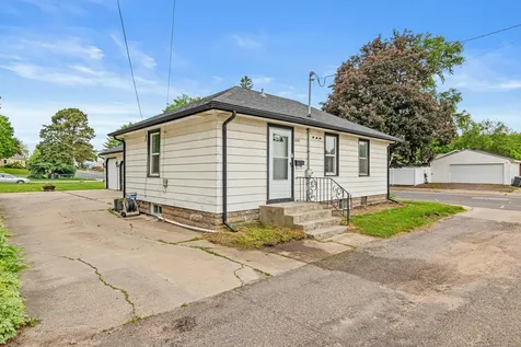 2843 Mckinley Street NE Minneapolis MN 55418