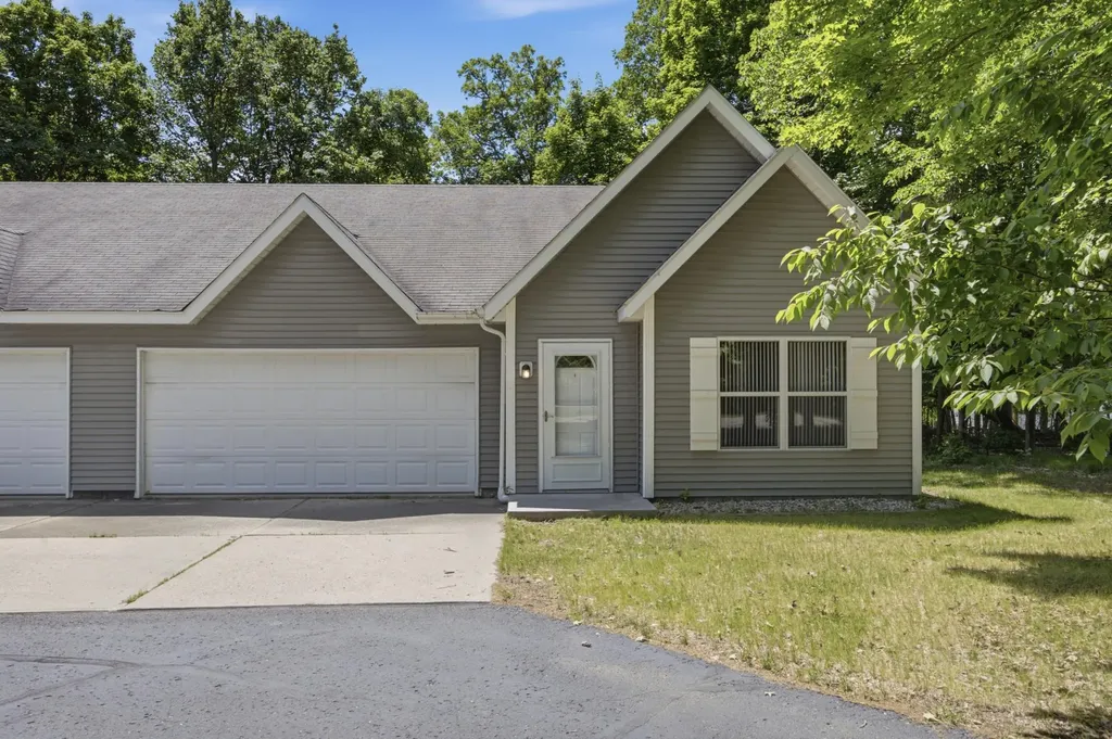 331 Maple Ridge Court Detroit Lakes MN 56501