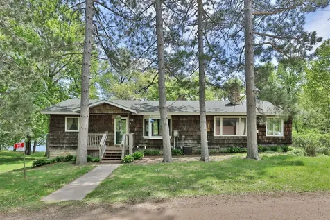 2122 N Twin Lakes Street Saint Croix Falls WI 54024