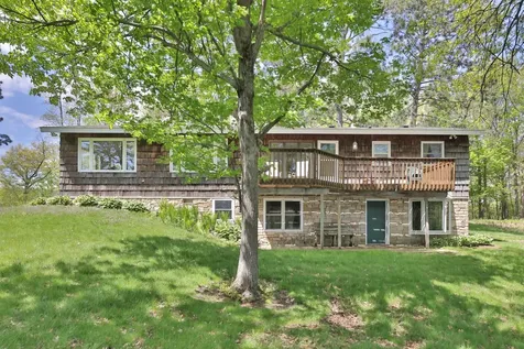 2122 N Twin Lakes Street Saint Croix Falls WI 54024