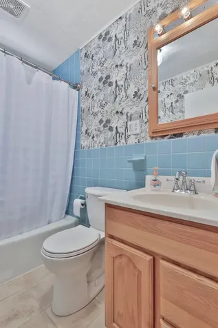 2122 N Twin Lakes Street Saint Croix Falls WI 54024