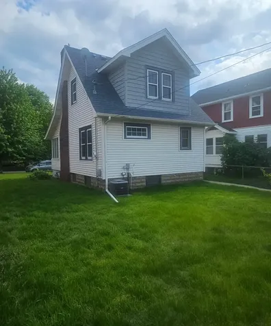 2147 Juliet Avenue Saint Paul MN 55105