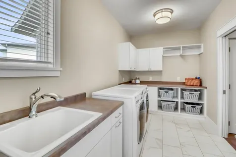 4232 54th Avenue S Fargo ND 58104