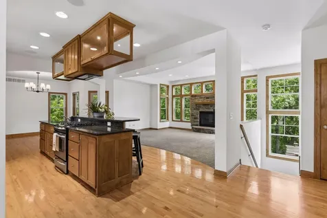 3958 Greystone Ridge Eagan MN 55122