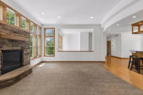 3958 Greystone Ridge Eagan MN 55122