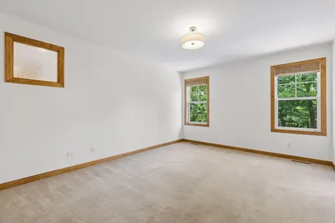 3958 Greystone Ridge Eagan MN 55122