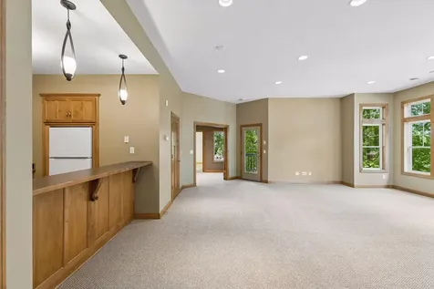 3958 Greystone Ridge Eagan MN 55122