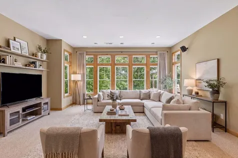 3958 Greystone Ridge Eagan MN 55122